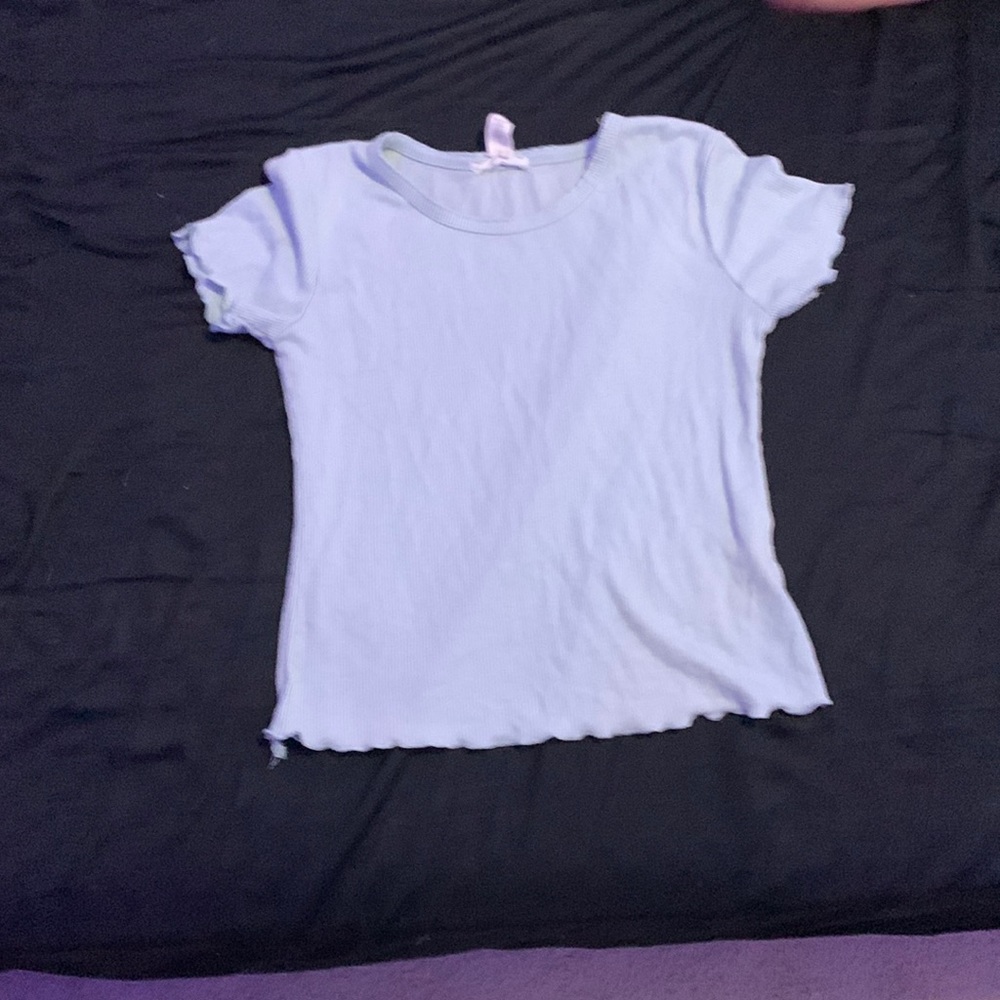 Ruffle bottom and sleeves shirt, good condition